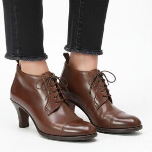 Vintage Brooks Brothers Brown Leather Lace Up Victorian Ankle Boots Granny Boot